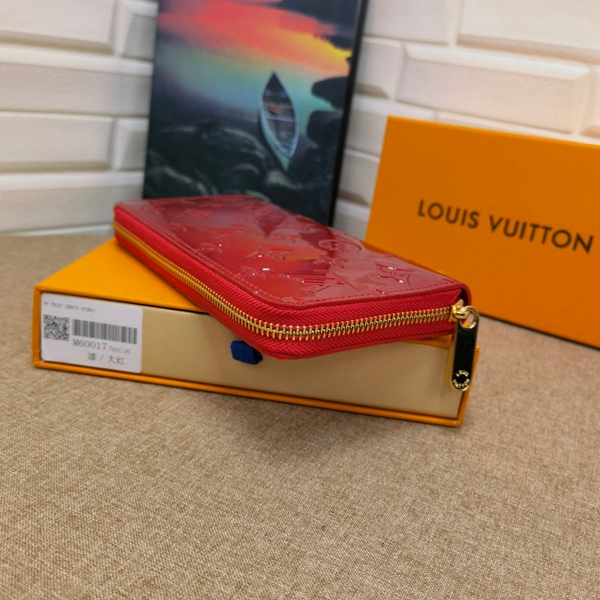 LVコピーウォレット背面デザイン